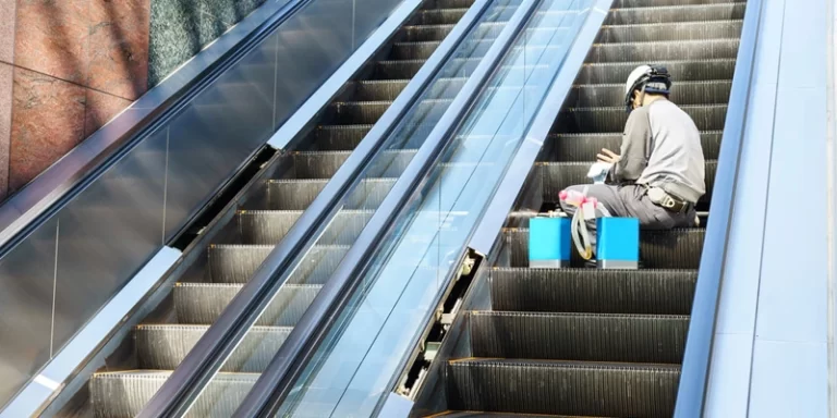 تعمیر پله برقی